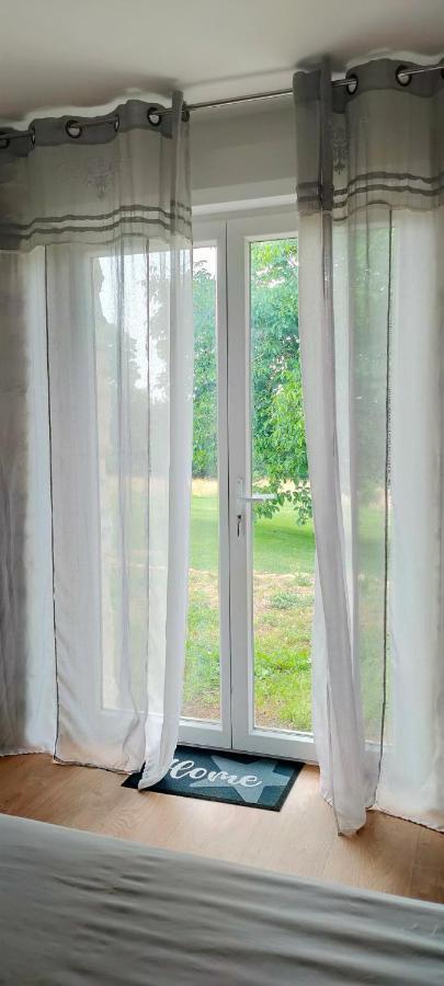Le Petit Pre Bed and Breakfast Bouesse Eksteriør billede