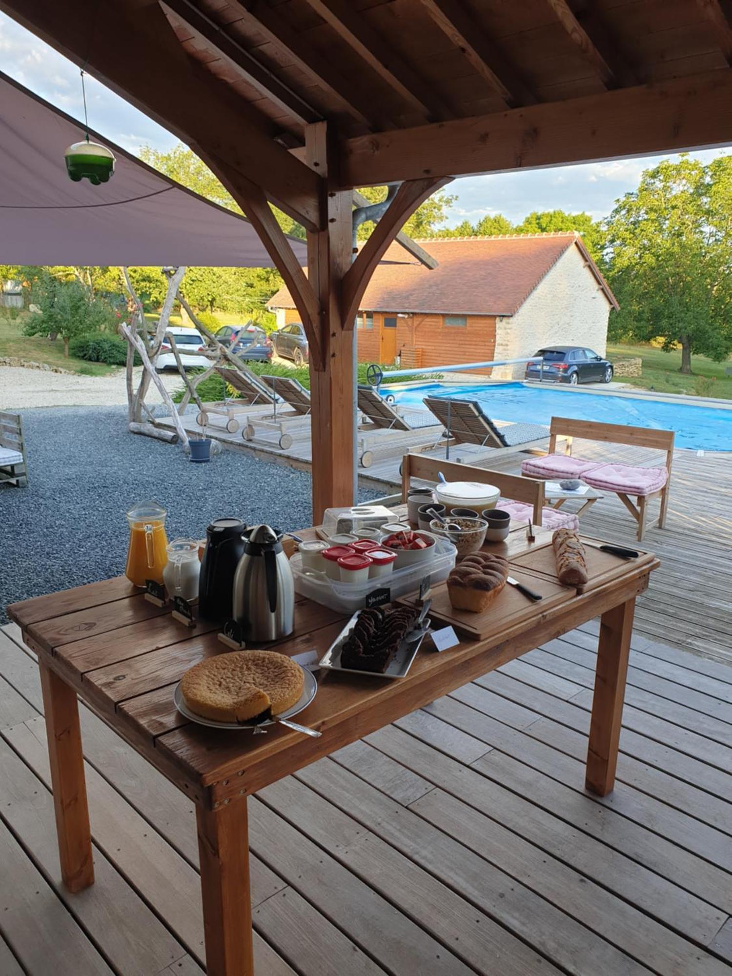 Le Petit Pre Bed and Breakfast Bouesse Eksteriør billede